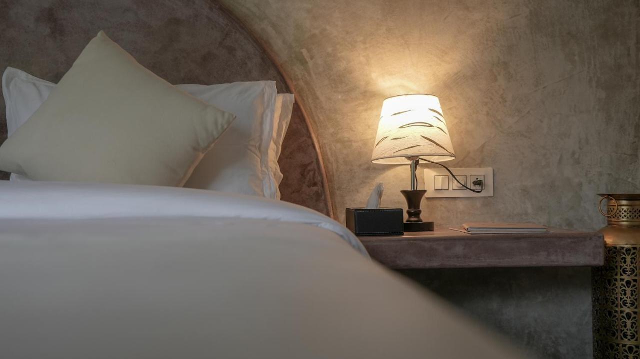 Whiteflower Resort Morjim Extérieur photo